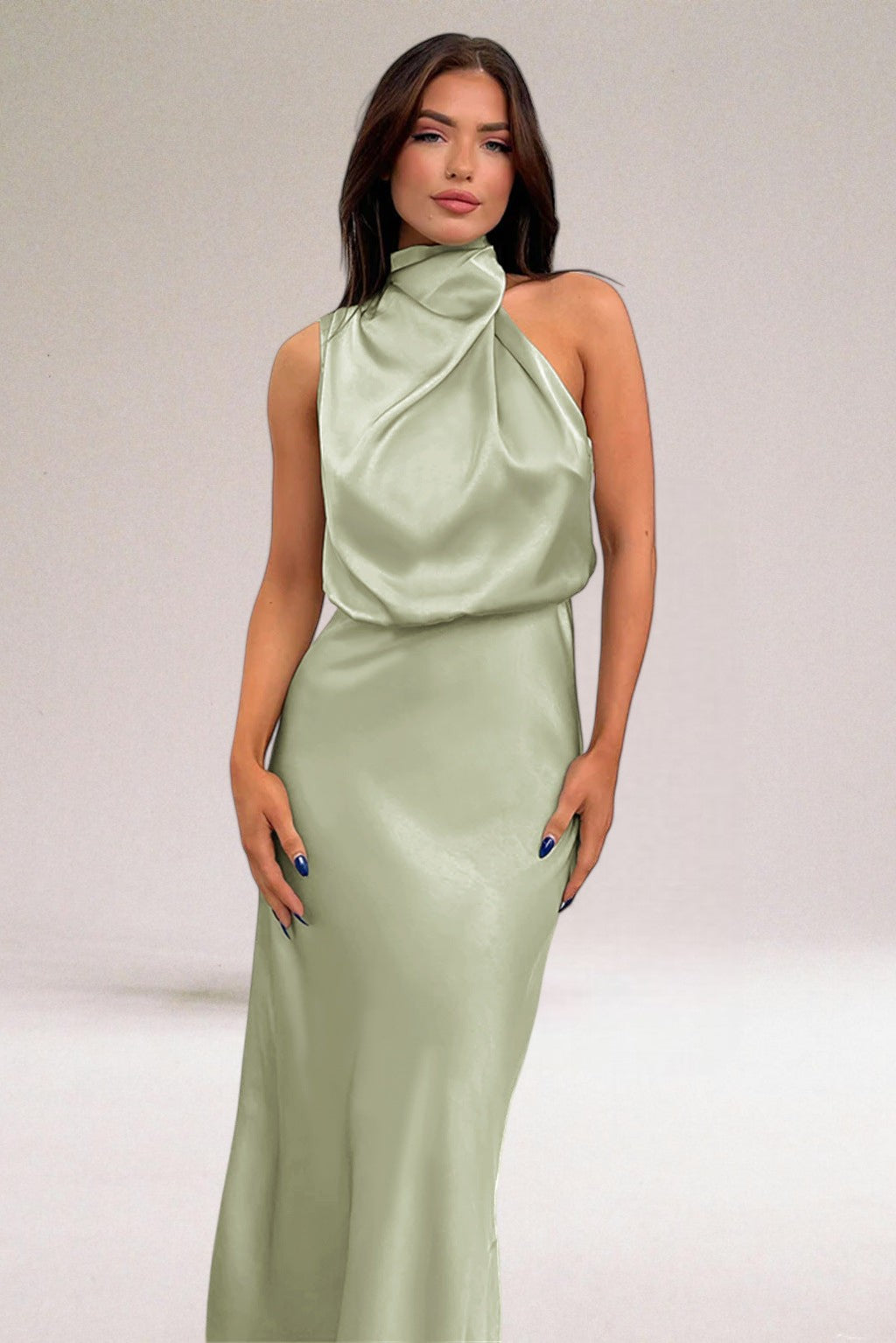 Flavia™ | Robe dos nu en satin glamour 