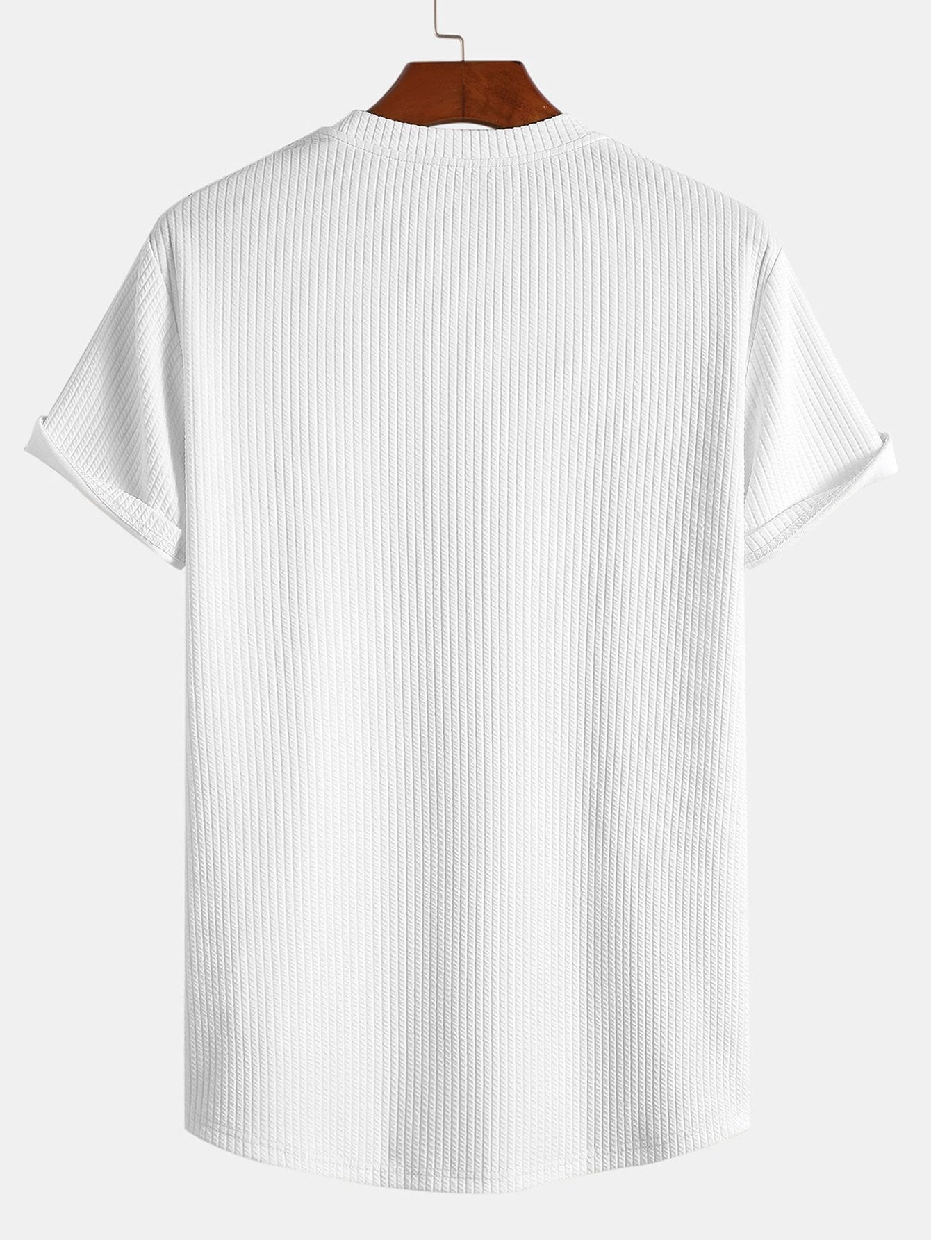 T-shirt côtelé à ourlet arrondi et coupe près du corps